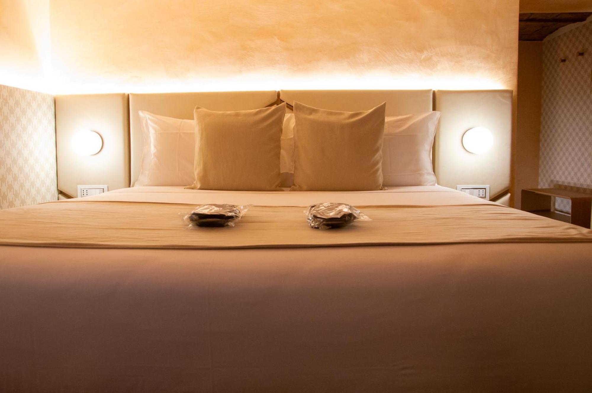 Home At Rome Luxury Navona Suites Extérieur photo
